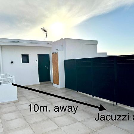 Suites With Magical View & Jacuzzi Atena Exterior foto