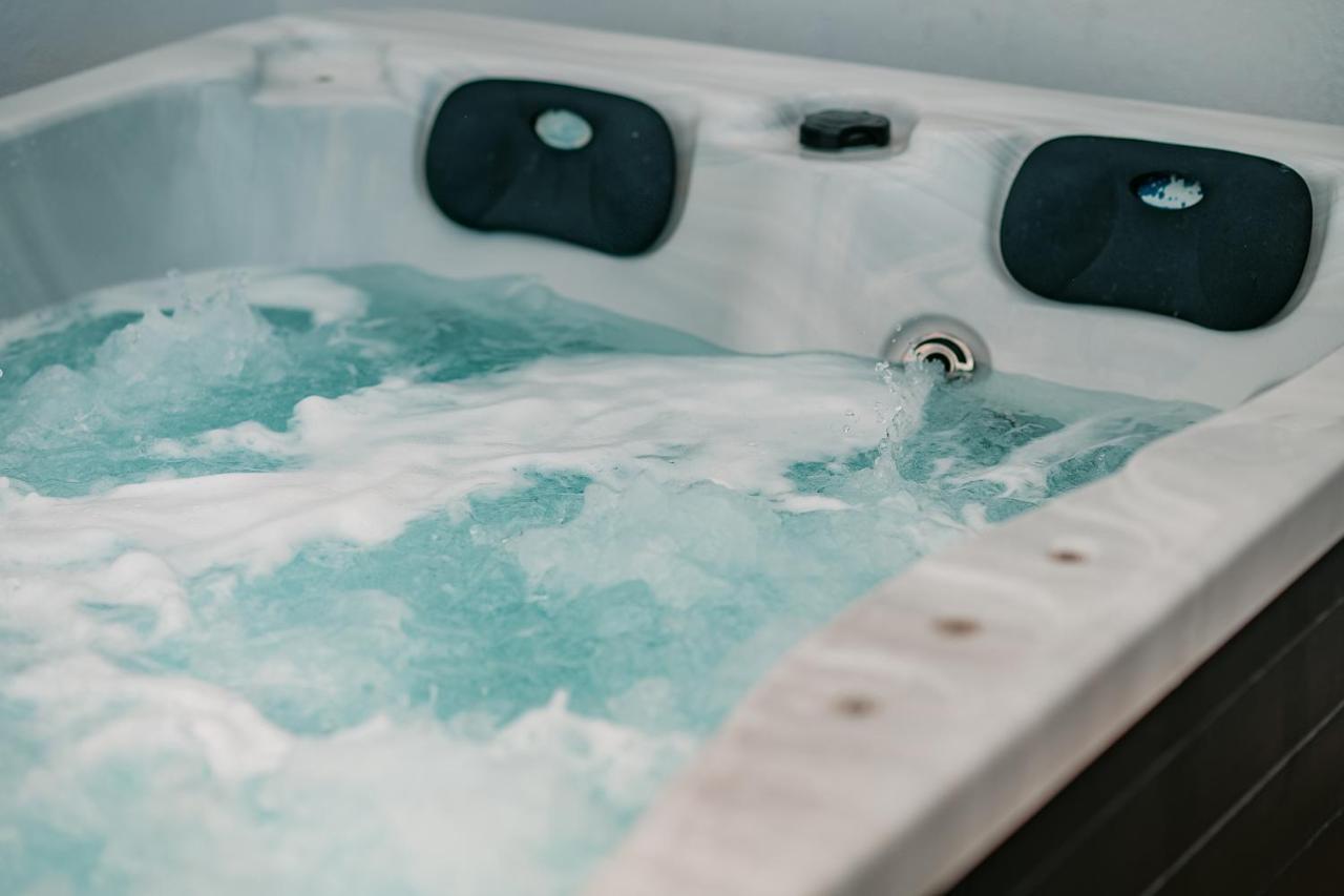 Suites With Magical View & Jacuzzi Atena Exterior foto