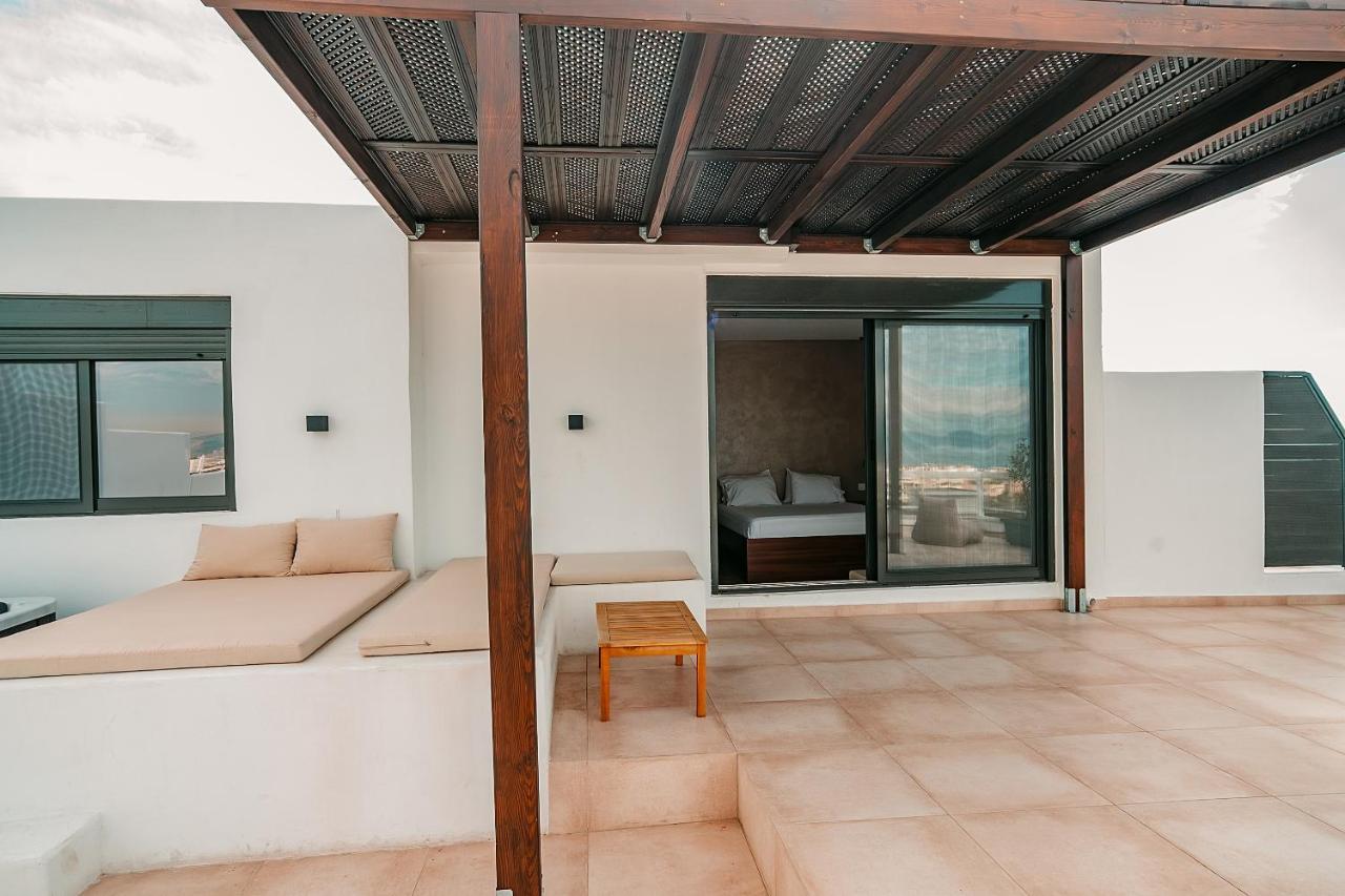 Suites With Magical View & Jacuzzi Atena Exterior foto