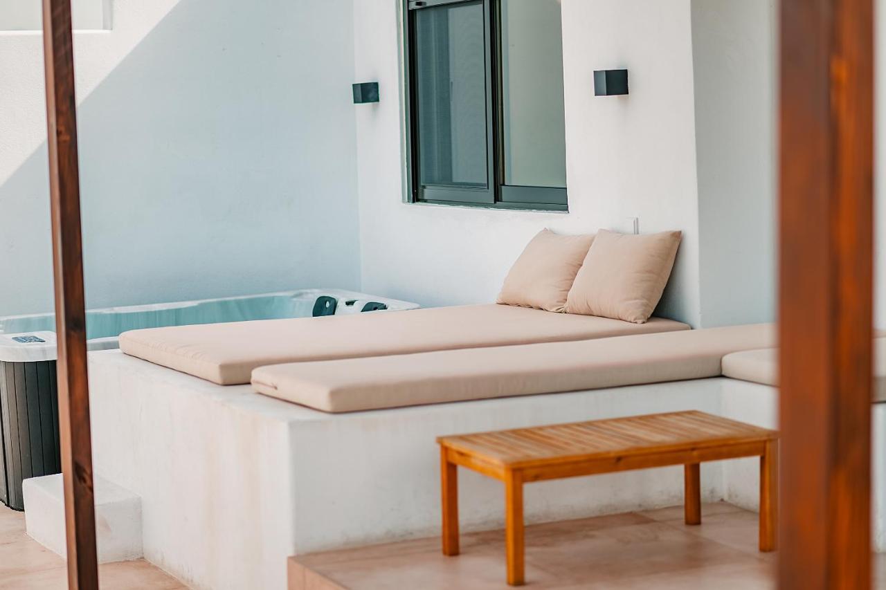 Suites With Magical View & Jacuzzi Atena Exterior foto